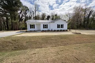 56 Jacobs Rdg Dr, Four Oaks, NC 27524 - Photo 1