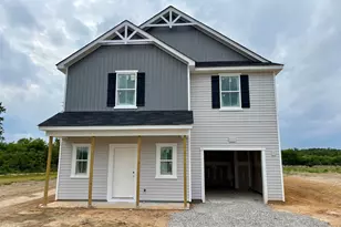 211 Hallwood Dr, Pikeville, NC 27863 - Photo 2