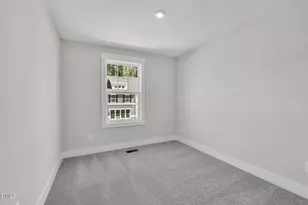 505 Plumleaf Ln, Durham, NC 27703 - Photo 16