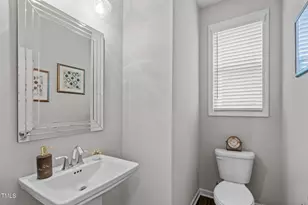 105 Bridge St, Fuquay Varina, NC 27526 - Photo 8