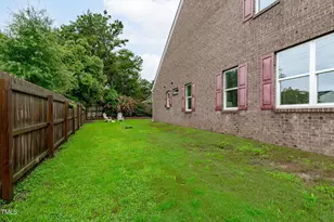 105 Bridge St, Fuquay-Varina, NC 27526 - Photo 30