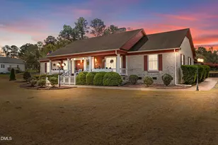 801 Lakeside Dr, Lillington, NC 27546 - Photo 4