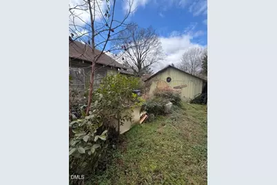 405 N Sharpe Street, Selma, NC 27576 - Photo 2