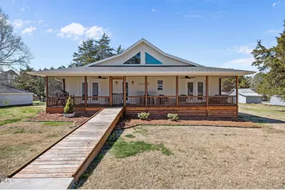 35 Hummingbird Lane, Henderson, NC 27537 - Photo 4