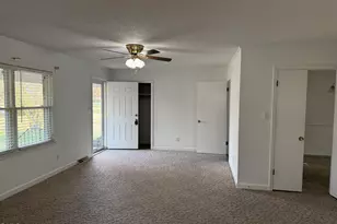 2992 Cherry Ln, Kinston, NC 28504 - Photo 12