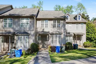 429 Georgetown Cir, Fayetteville, NC 28314 - Photo 1