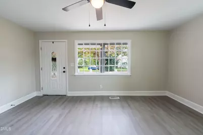 1001 S Layton Avenue, Dunn, NC 28334 - Photo 8