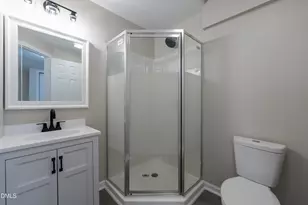 1001 S Layton Ave, Dunn, NC 28334 - Photo 18