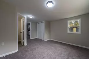 1001 S Layton Ave, Dunn, NC 28334 - Photo 16