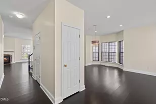 513 Thistlegate Trail, Raleigh, NC 27610 - Photo 10