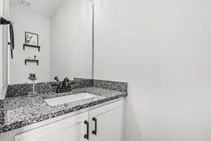 245 Creek Crossing Dr, Benson, NC 27504 - Photo 14