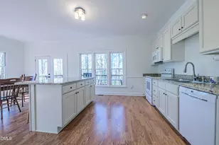 5500 Fortunes Ridge Dr, Durham, NC 27713 - Photo 8