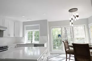 119 Woodshire Ln, Chapel Hill, NC 27514 - Photo 4