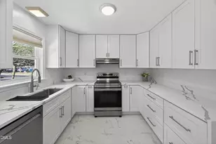 109 Hanford Rd, Chapel Hill, NC 27516 - Photo 10