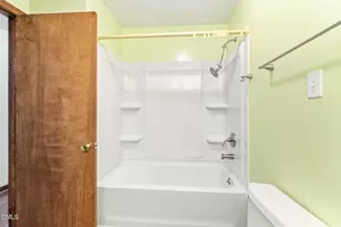 519 Riverside Dr, Burlington, NC 27217 - Photo 22