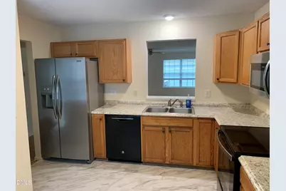 204 Climbing Ivy Court, Cary, NC 27511 - Photo 4