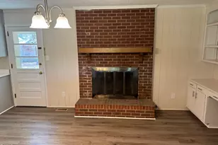 201 Carolyn Dr, Selma, NC 27576 - Photo 4