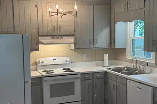 201 Carolyn Dr, Selma, NC 27576 - Photo 6