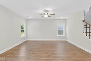 355 Margot Manor Dr, Benson, NC 27504 - Photo 18