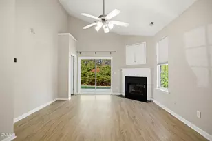 721 Hamlet Park Dr, Morrisville, NC 27560 - Photo 4