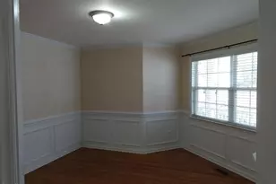 136 Trafalgar Ln, Cary, NC 27513 - Photo 10