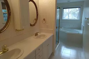 136 Trafalgar Ln, Cary, NC 27513 - Photo 18