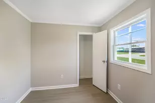 210 S Brevard St, Selma, NC 27576 - Photo 18