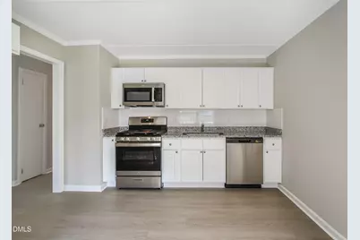 210 S Brevard Street, Selma, NC 27576 - Photo 6