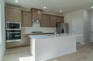 563 Hunter Way, Clayton, NC 27520 - Photo 4
