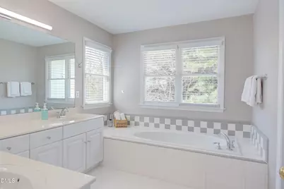 100 Glenview Place, Chapel Hill, NC 27514 - Photo 24