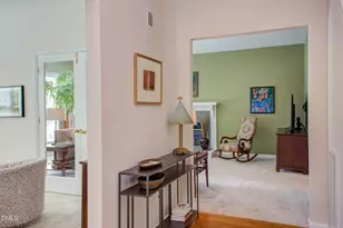 100 Glenview Pl, Chapel Hill, NC 27514 - Photo 6