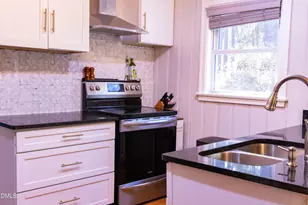 709 Burton St, Rocky Mount, NC 27803 - Photo 6