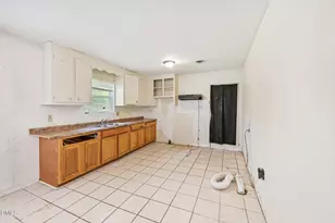 1009 Delray St, Durham, NC 27713 - Photo 8