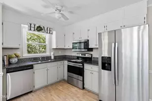 1020 Trollingwood Ln, Raleigh, NC 27615 - Photo 6