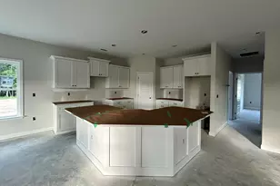 3715 Huntcliff Dr, La Grange, NC 28551 - Photo 4