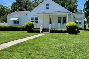 140 S Dunn St, Angier, NC 27501 - Photo 2