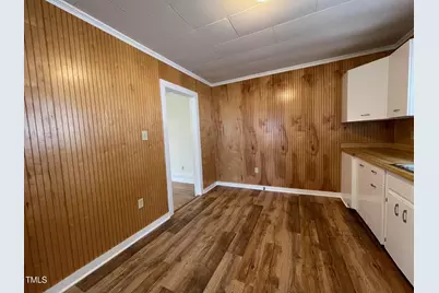 140 S Dunn Street, Angier, NC 27501 - Photo 10