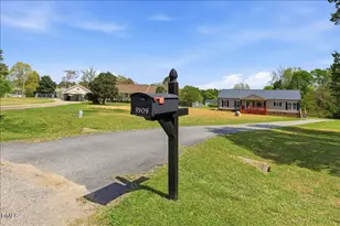 3909 La Varra Dr, Clayton, NC 27520 - Photo 36