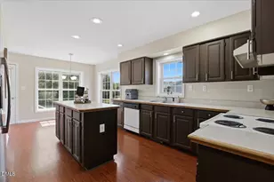 3909 La Varra Dr, Clayton, NC 27520 - Photo 12