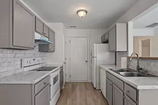 1206 Granby St, Durham, NC 27701 - Photo 2