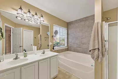 112 Jasmine Valley Court, Holly Springs, NC 27540 - Photo 18