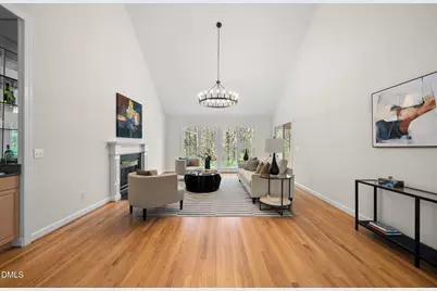 306 Helmsdale Drive, Chapel Hill, NC 27517 - Photo 4