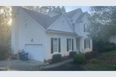 8 Arrowwood Court, Durham, NC 27712 - Photo 2