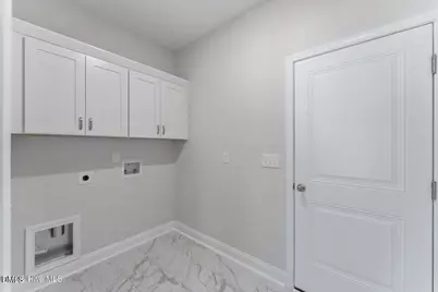 233 Telluride Court, Aberdeen, NC 28315 - Photo 4