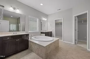4107 Bluff Oak Dr, Cary, NC 27519 - Photo 34