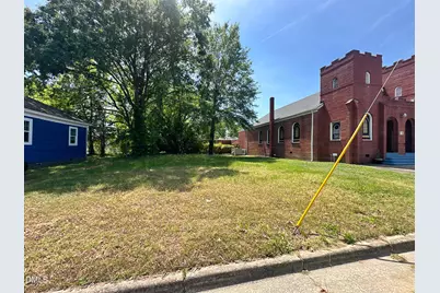 915 E Holly Street, Rocky Mount, NC 27801 - Photo 14