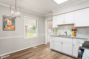 2413 Hillford Dr, Burlington, NC 27217 - Photo 12