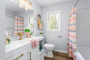 2413 Hillford Dr, Burlington, NC 27217 - Photo 24