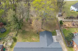 2413 Hillford Dr, Burlington, NC 27217 - Photo 38