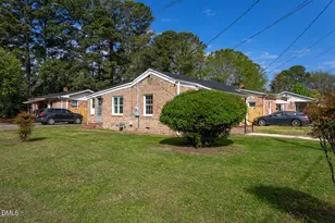 601 E Townsend St, Dunn, NC 28334 - Photo 12